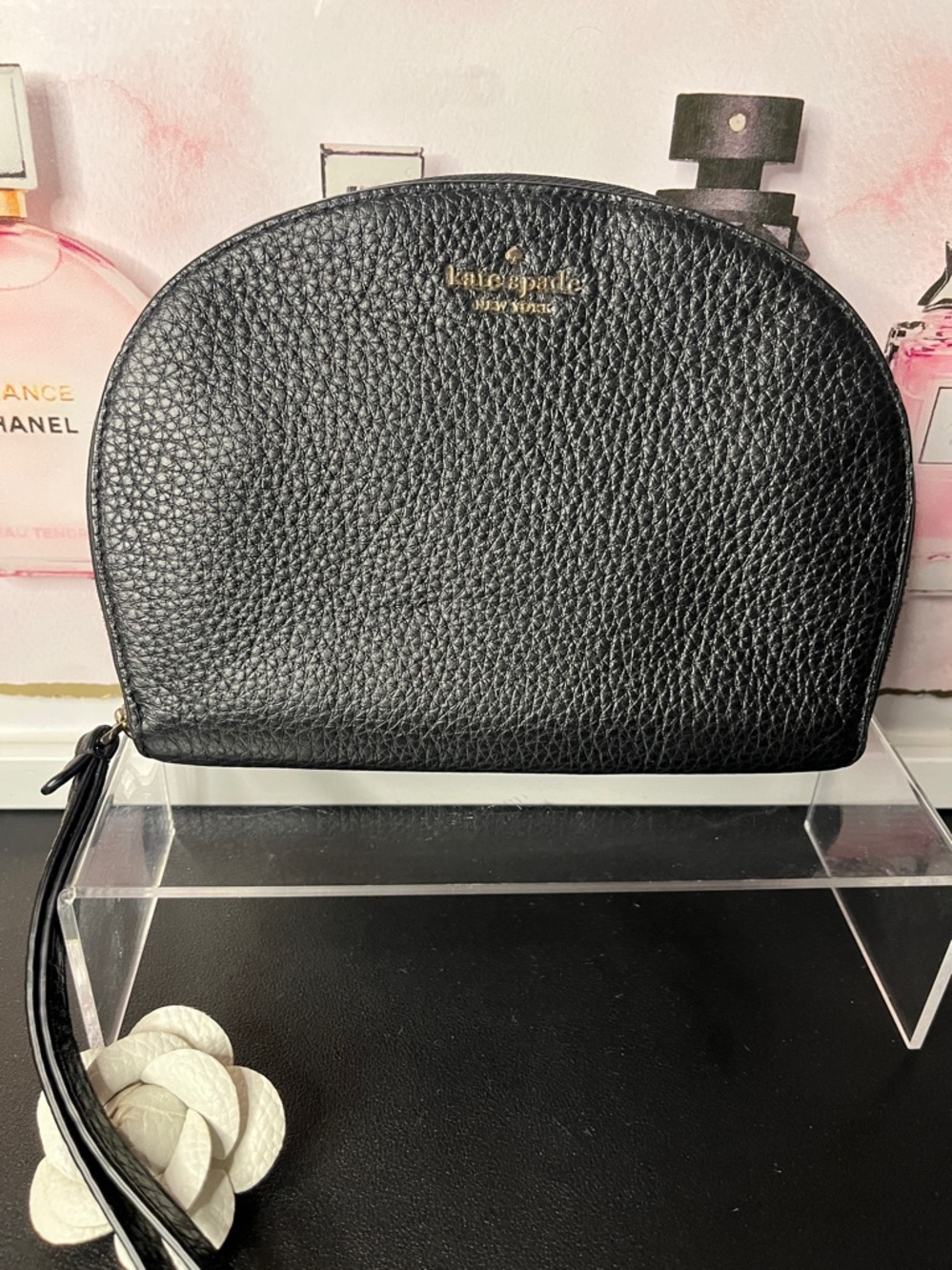 KATE ♠️ SPADE Black Pebbled Leather Half-Moon Wristlet with Gold Logo EUC